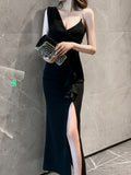 Stunning Asymmetric Backless Dress - Solid Chain Detail, Sleeveless, Split Thigh, Elegant Party Dress for Women - Perfect for Formal Occasions, Night Out, Clubbing, and Special Events