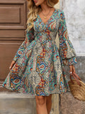 Vibrant Paisley Print V Neck A-Line Dress - Women's Elegant Vacation Dresses with Layered Sleeves
