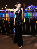 Elegant One Shoulder Velvet Cut Out Dress, Sleeveless Ruched Split Thigh Evening Gown for Party & Banquet, Women's Clothing