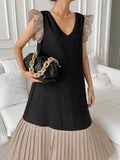 Zjkrl - V-Neck Contrast Panel Pleated Dress